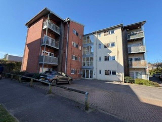 Flat 5 Charlotte House , Reigate 